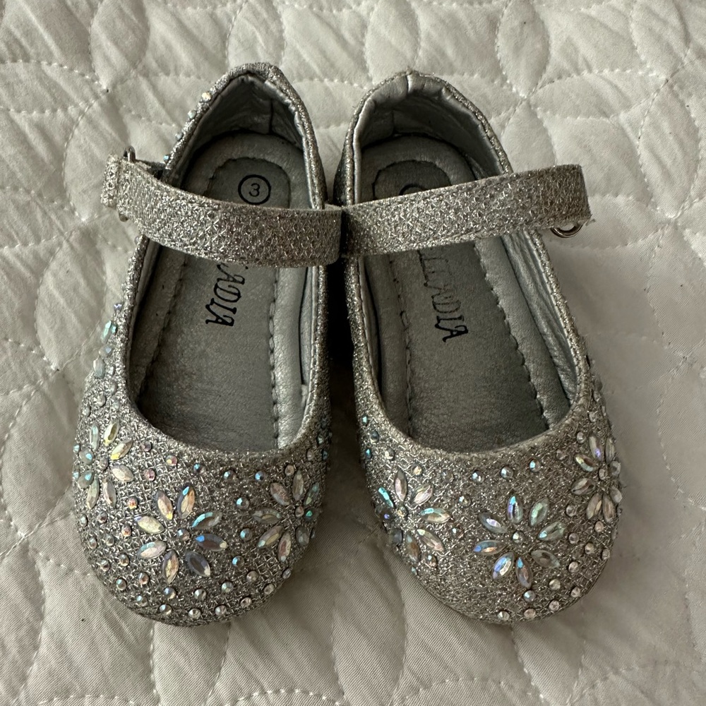Kids Flats 🥿